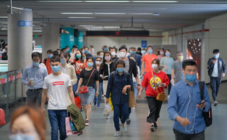 Εικόνες από την πανδημία του κορονοϊού στην Κίνα