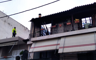 Λάρισα: Γυναίκα τραυματίστηκε μετά από φωτιά – Καταστράφηκε η οικία