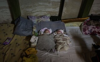 Νεογέννητα στη φρίκη του πολέμου στην Ουκρανία