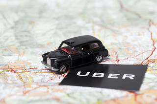 Uber χάρτης και αυτοκίνητο