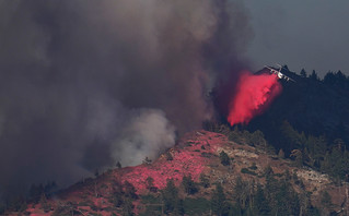 Φωτιά στις ΗΠΑ απειλεί το Εθνικό Πάρκο Γιοσέμιτι