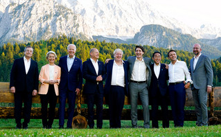 Elmau, Γερμανία: Αναμνηστική φωτογραφία των μελών της G7
