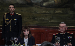 Η Κατερίνα Σακελλαροπούλου στο επίσημο γεύμα που διοργάνωσε ο διοικητής του Γ' σώματος στρατού