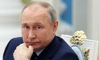 Ο Βλαντιμίρ Πούτιν σε διάσκεψη στη Μόσχα